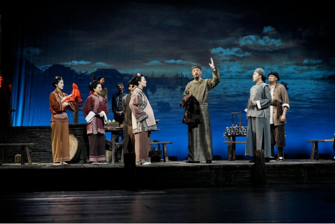 今晚，天津音樂學院原創話劇《太平碼頭》首演成功！