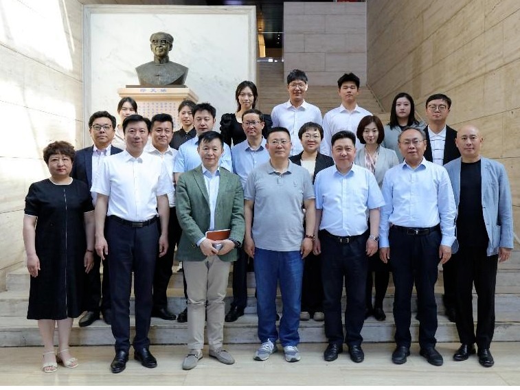 青海民族大學一行來我校考察調研