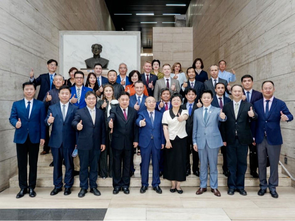 “上合之約”人文交流研討會(huì)在我校成功舉辦