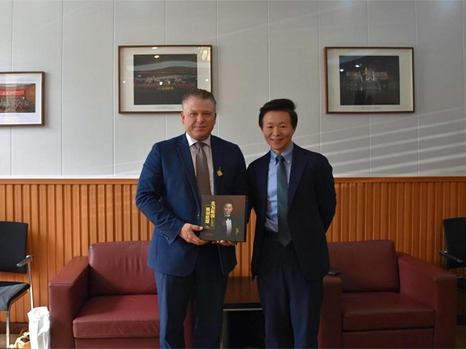 王宏偉會見加拿大西三一大學副校長一行