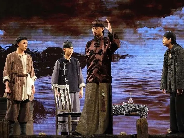 今夜，《太平碼頭》巡演天津大學站圓滿落幕！