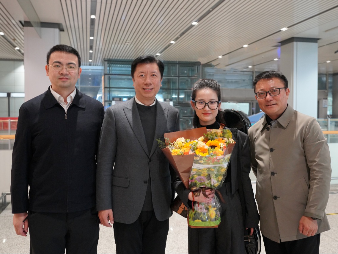 雨潤佳音歸——迎張雅迪載譽歸來