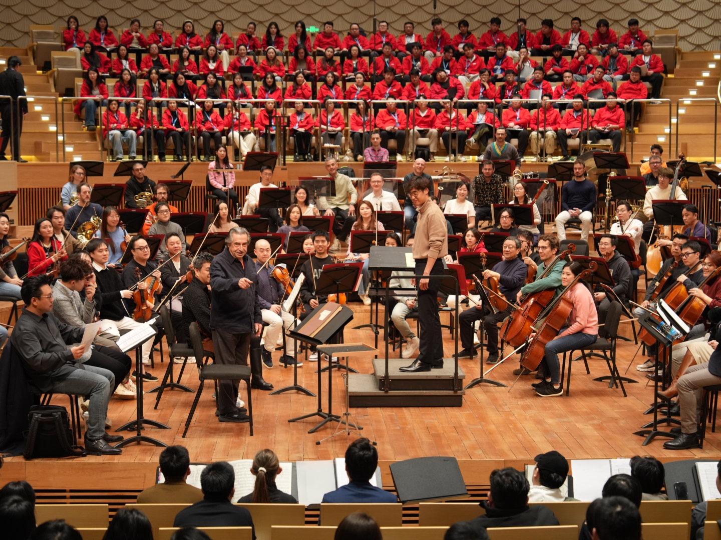 天津音樂學(xué)院青年合唱團(tuán)《鄉(xiāng)村騎士》排練側(cè)記（四）