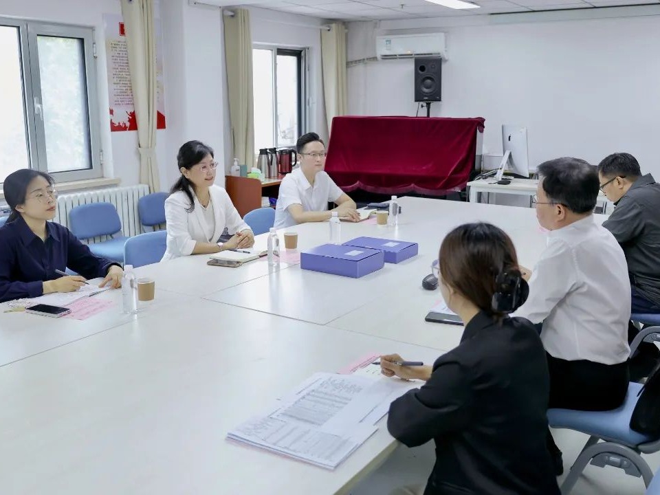 “百日沖刺”促就業(yè) | 校領(lǐng)導(dǎo)帶隊(duì)調(diào)研各院系2024屆畢業(yè)生就業(yè)創(chuàng)業(yè)工作