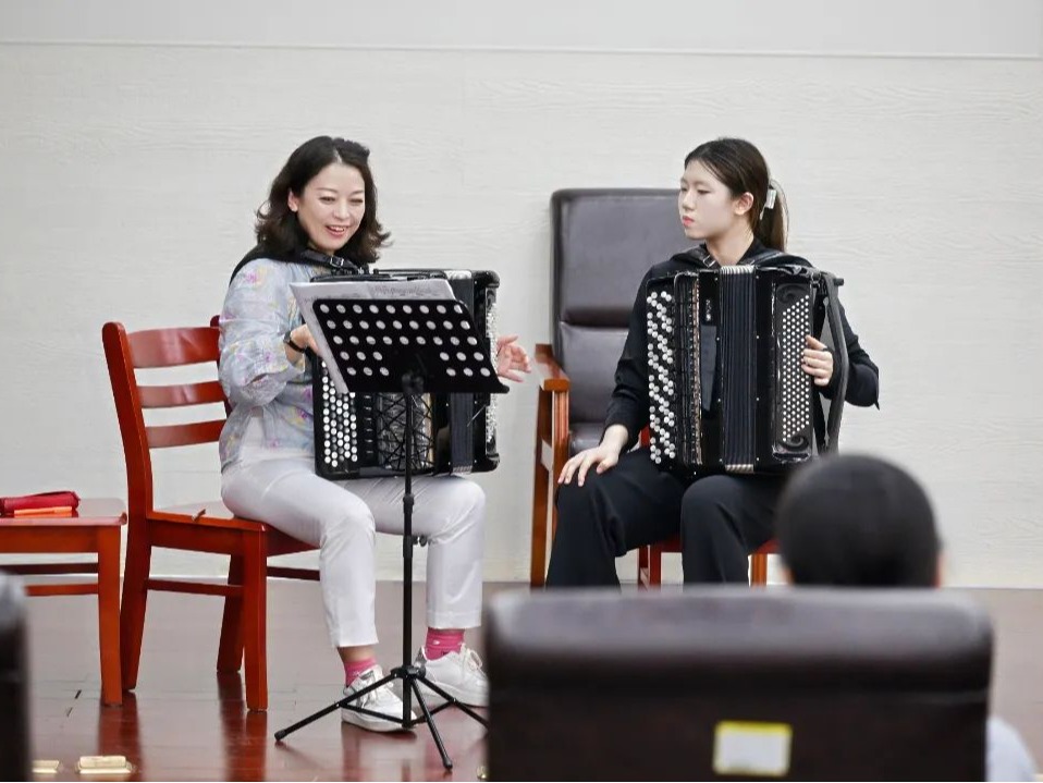 探索音樂多元，琴韻共筑華章——2025第六屆中國·天津國際手風琴藝術節暨第九屆“鸚鵡杯”全國手風琴展演紀實