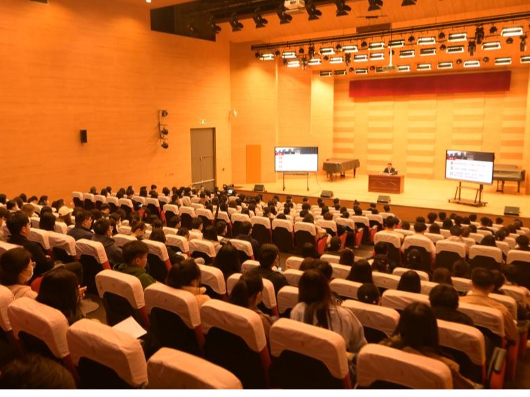 站在新起點，奔赴新征程，奮楫再出發！黨委書記王歡講授“開學第一課”