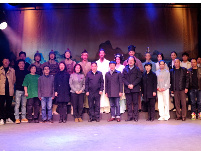 校領(lǐng)導(dǎo)深入戲劇影視系調(diào)研指導(dǎo)線下教學(xué)及藝術(shù)實踐工作