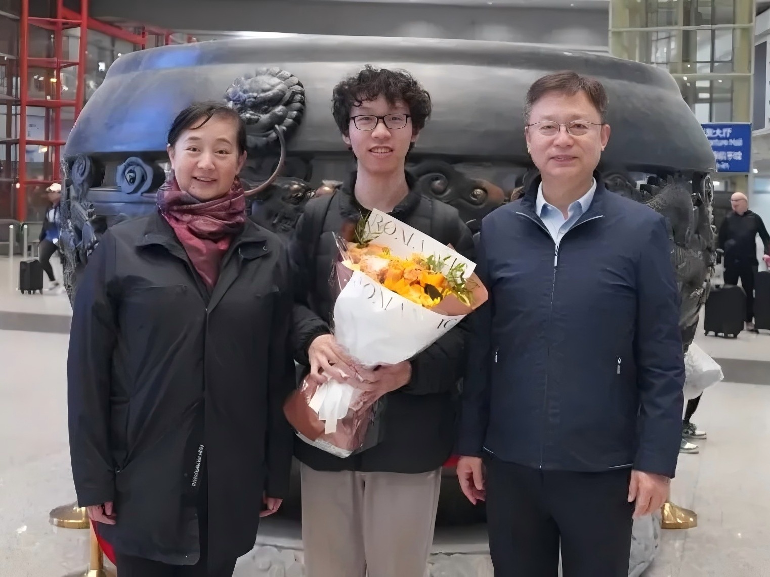 晨曦中的榮耀與驕傲——迎接李天佑同學凱旋！