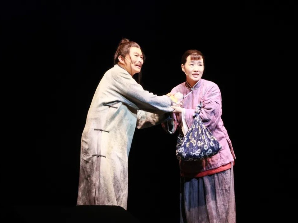 “二泉水呀，流不盡的情與音！”民族歌劇《二泉》奏響津疆文化融合華章