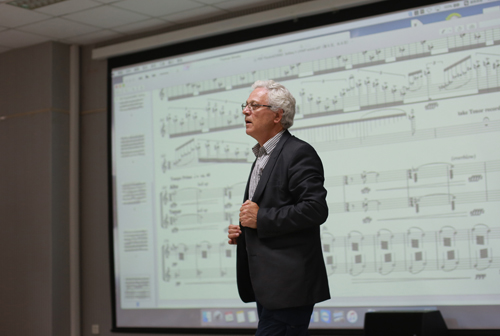 【2017五月音樂節】英國作曲家托馬斯?司馬庫教授舉辦專題講座“解讀《套曲獨白》——苦與樂”