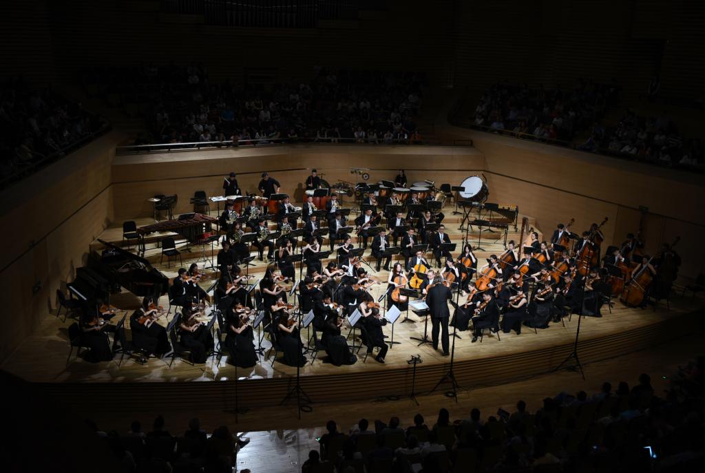 【2017五月音樂節(jié)】“自新大陸”——我院青年交響樂團(tuán)在天津文化中心舉辦專場(chǎng)音樂會(huì)